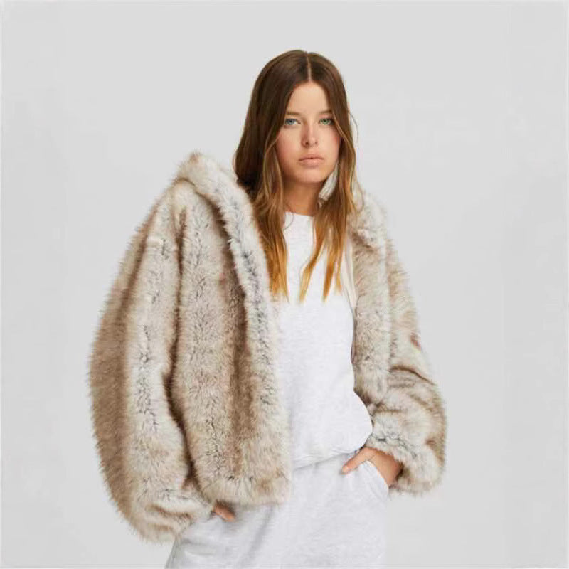 Women's faux fur jacket in apricot