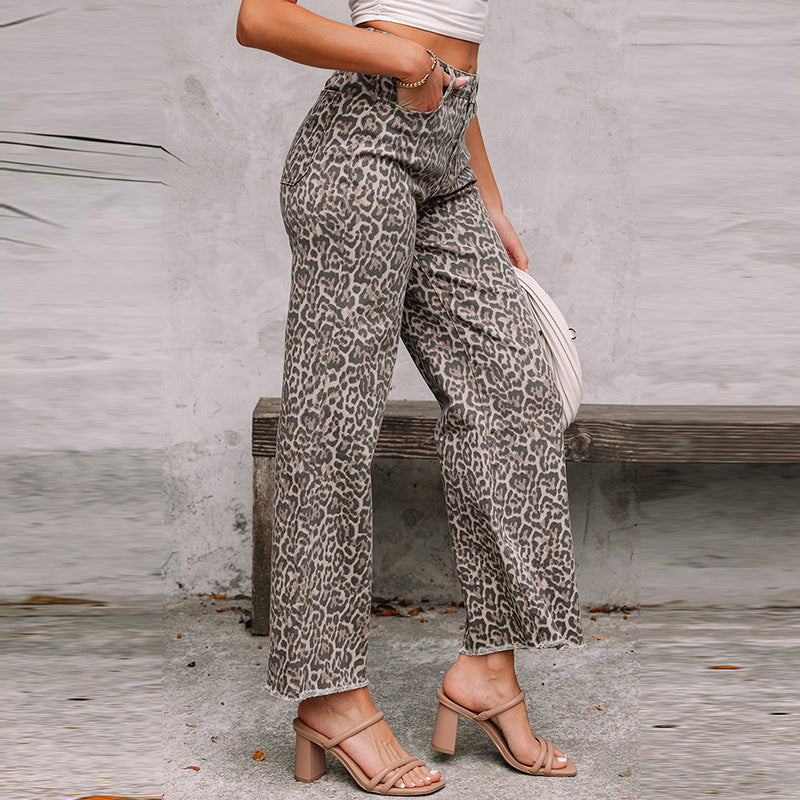 Damen Jeans mit Leopardenmuster